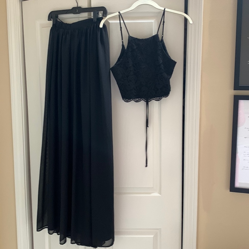 Crop top and flowing skirt